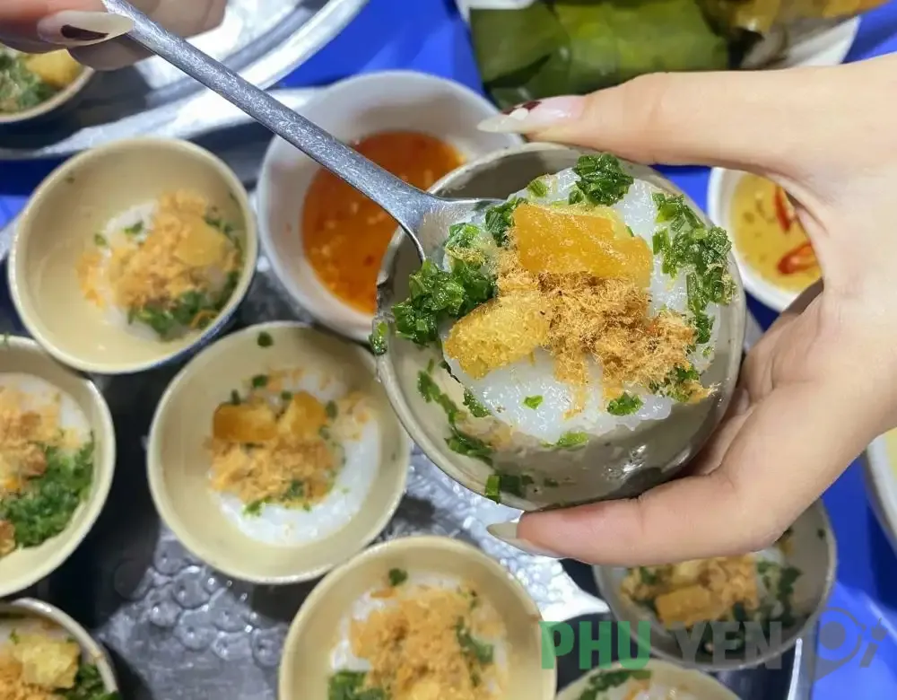 Bình Dân Món Bánh Bèo Chén Phú Yên – Những Quán Bánh Bèo Ngon Tại Phú Yên