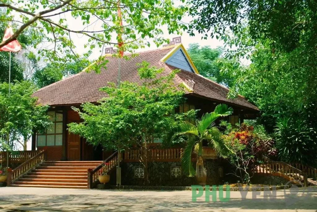 Nhà thờ Bác Hồ Phú Yên &#8211; Địa điểm tưởng nhớ vị cha già dân tộc đặc biệt xứ Nẫu