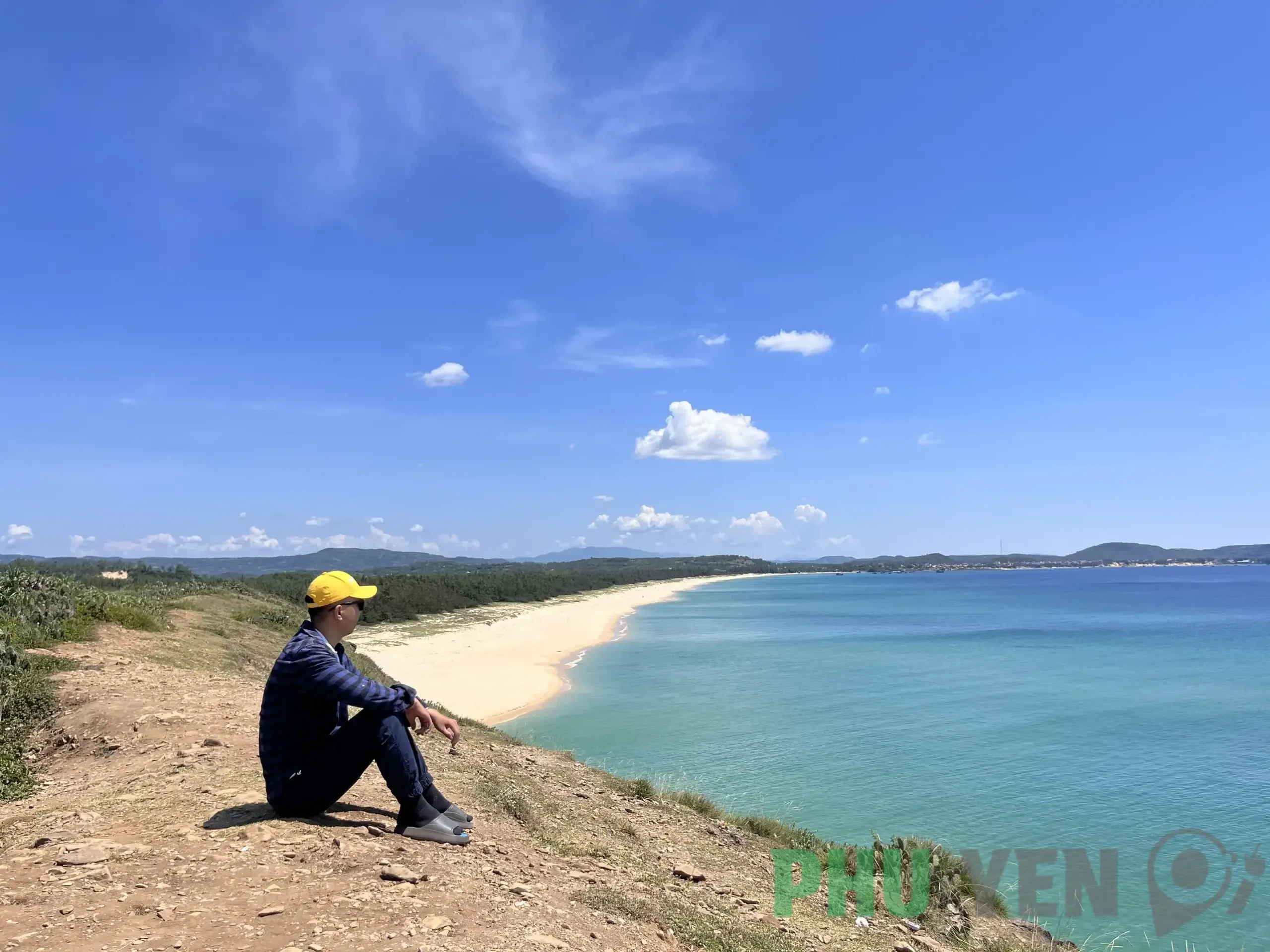 Bãi Xép Phú Yên: Khám phá “hoa vàng trên cỏ xanh” đẹp nao lòng