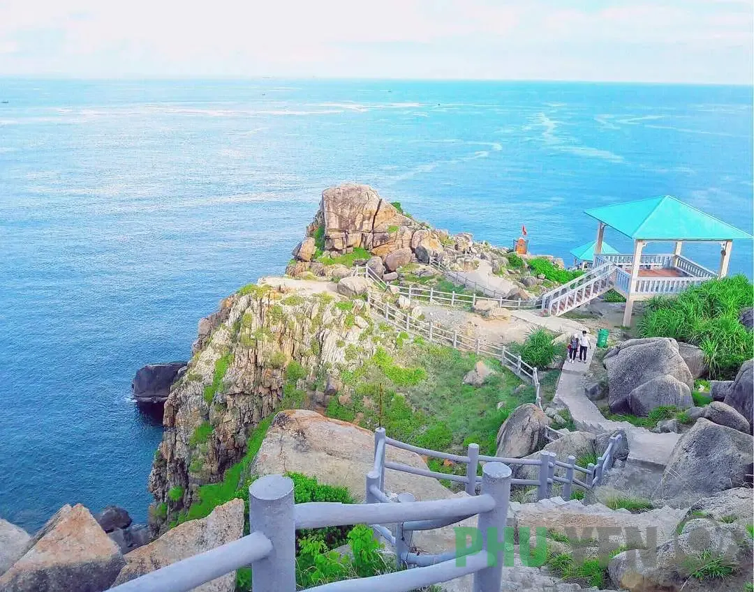 Mũi Điện Phú Yên – Một trong những nơi đón bình minh đầu tiên ở Việt Nam