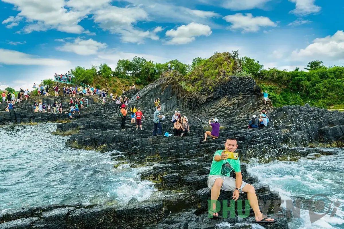 Gành Đá Đĩa Phú Yên và những trải nghiệm thú vị