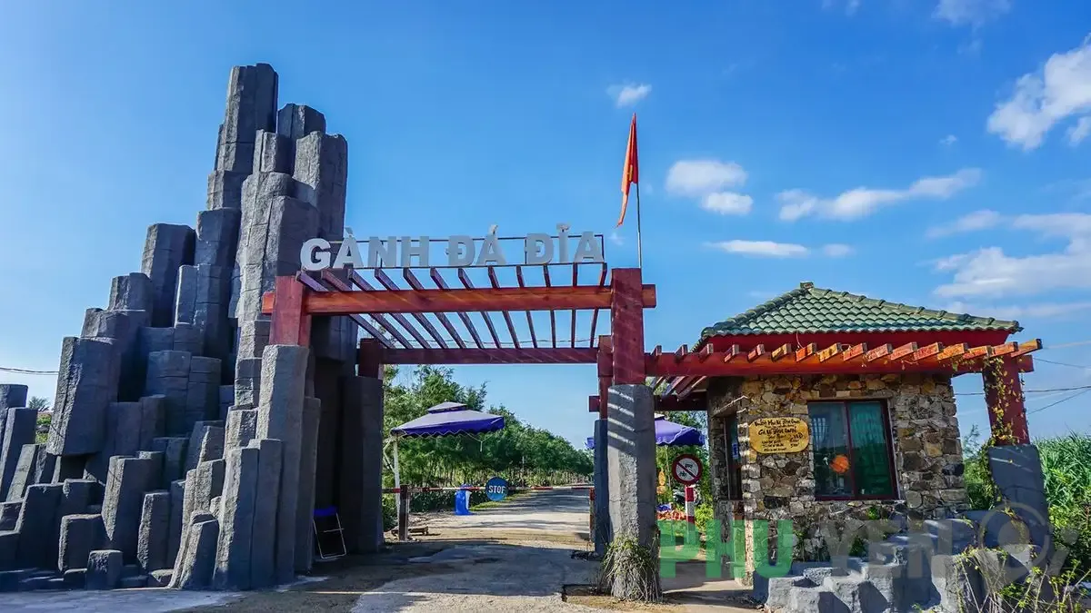 Gành Đá Đĩa Phú Yên và những trải nghiệm thú vị