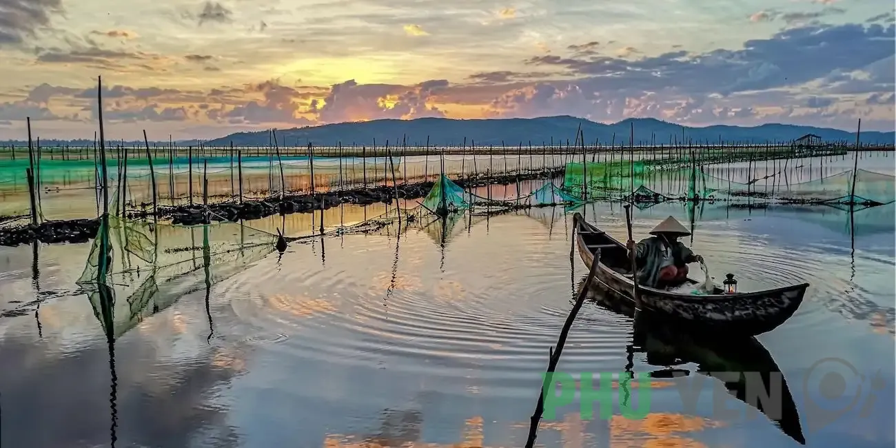 Vẻ đẹp Đầm Ô Loan: Nét bình yên mộng mơ giữa Phú Yên